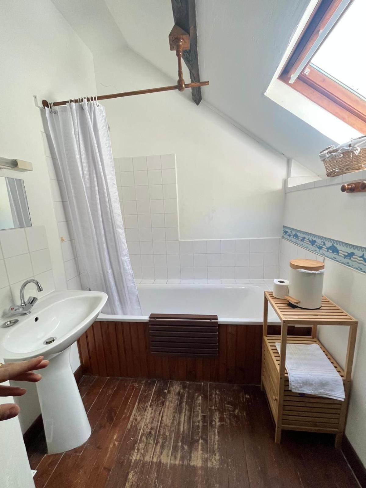 Domaine De Lann Kerhuerh Pensionat La Chapelle-Neuve  Exteriör bild
